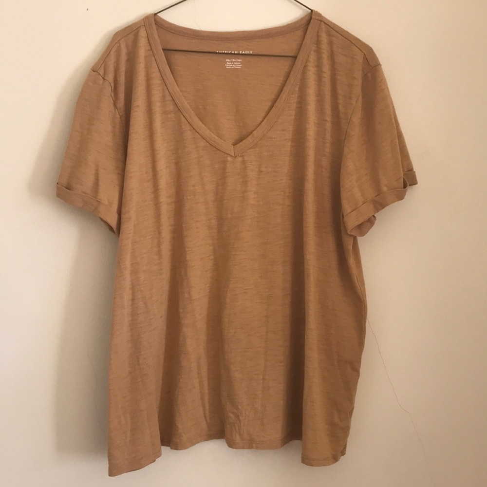 American Eagle mustard tee